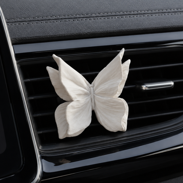 Ambientador para carro de cerâmica perfumada em forma de borboleta da 44, com fragrância de talco.