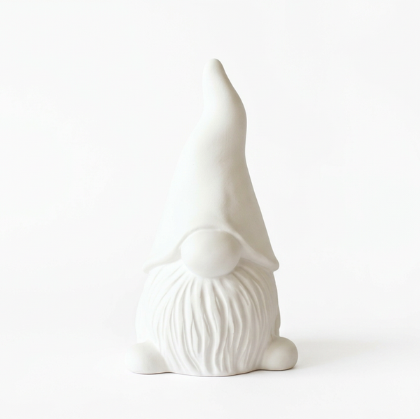 Gnomo pequeno de cerâmica perfumada branca, com gorro alto, barba em relevo e pés visíveis, sobre fundo claro.