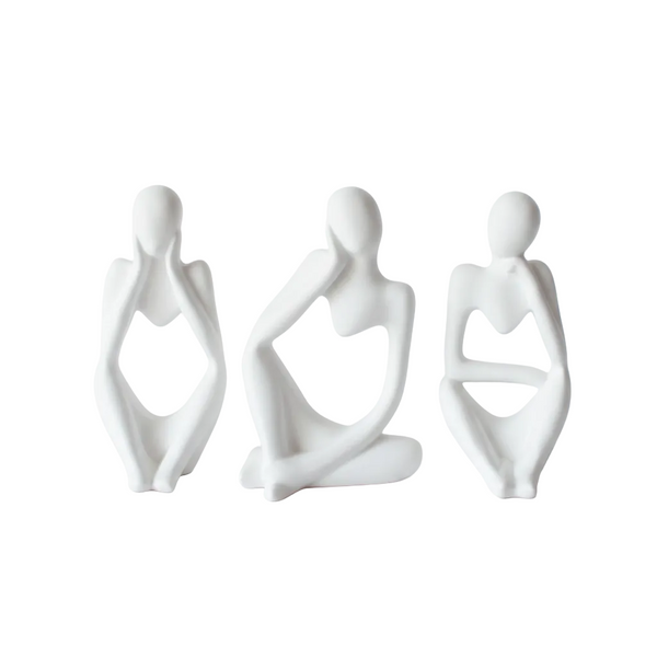 Estatuetas abstratas em cerâmica artesanal da 44 para decoração de interiores em estilo contemporâneo.