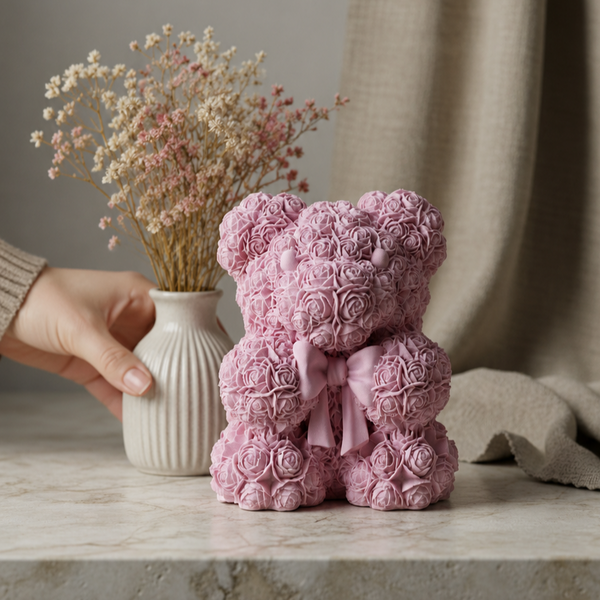 Urso de Rosas Gigante de cerâmica perfumada artesanal da 44 em tons pastel, para perfumar e decorar interiores.