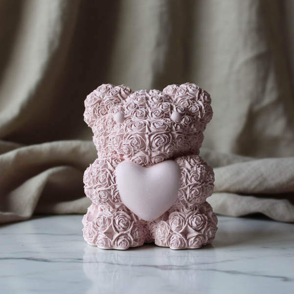 Urso de rosas de cerâmica perfumada, para decoração de interiores; urso com coração; ambientador ecológico artesanal.